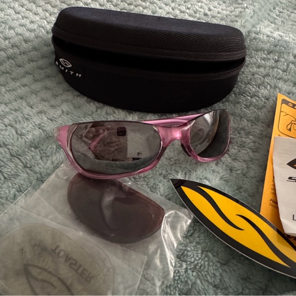 Smith Optics Slider Series sunglasses.🕶️ - Picture 4 of 9